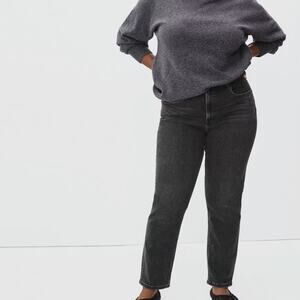 NEW Everlane The Curvy Cheeky Straight Leg Ankle Jean Washed Black